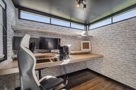 Photo of property in 21 Carter Drive, Pomare, Rotorua, 3015