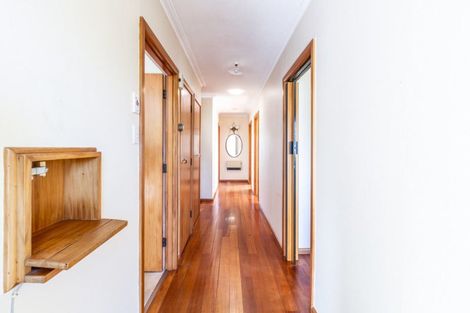 Photo of property in 32 Margaret Avenue, Havelock North, 4130