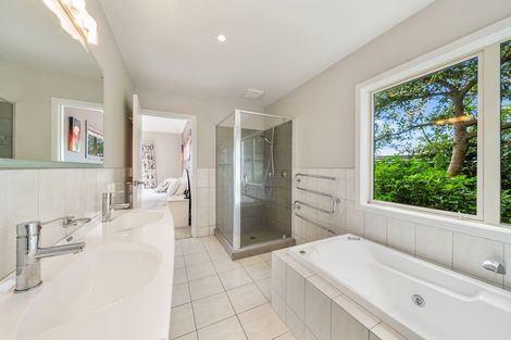 Photo of property in 38 Aspiring Terrace, Aotea, Porirua, 5024