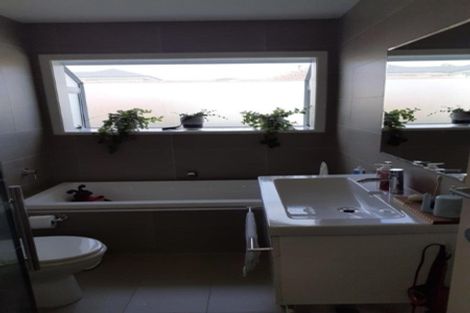 Photo of property in 5 Walter Street, Hauraki, Auckland, 0622