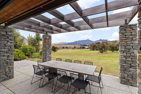 Photo of property in 8 Buckler Court, Jacks Point, Queenstown, 9371