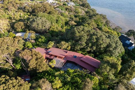Photo of property in 68-70 Matakatia Parade, Matakatia, Whangaparaoa, 0930