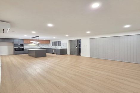 Photo of property in 28a Greenmeadows Avenue, Manurewa East, Auckland, 2102