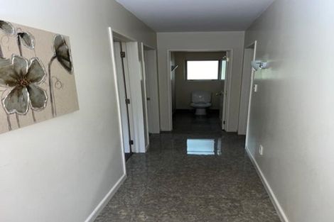 Photo of property in 46 Goldfinch Rise, Unsworth Heights, Auckland, 0632