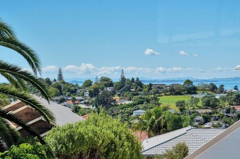 Photo of property in 11 Caversham Drive, Torbay, Auckland, 0630