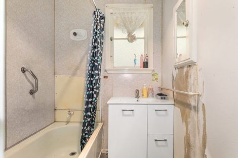 Photo of property in 29 Brookland Road, Western Heights, Rotorua, 3015