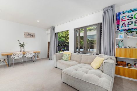 Photo of property in 12/11 The Avenue, Albany, Auckland, 0632