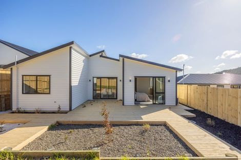 Photo of property in 30 Paihere Street, Huapai, Kumeu, 0810