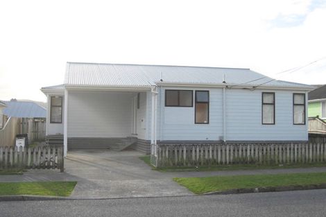 Photo of property in 1/35 Strand Crescent, Naenae, Lower Hutt, 5011