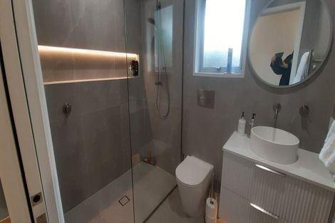 Photo of property in 2/37b Main Road, Redcliffs, Christchurch, 8081