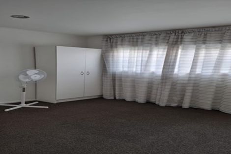 Photo of property in 237 Sunset Road, Sunnynook, Auckland, 0632