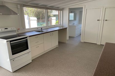 Photo of property in 1/18 Ocean View Road, Milford, Auckland, 0620