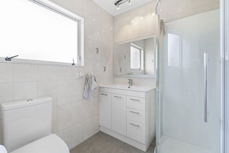 Photo of property in 11 Vista Motu, Red Beach, 0932