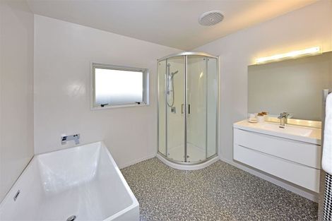 Photo of property in 1/3 Creyke Road, Ilam, Christchurch, 8041