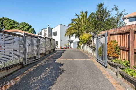 Photo of property in 175 Tirohanga Road, Tirohanga, Lower Hutt, 5010