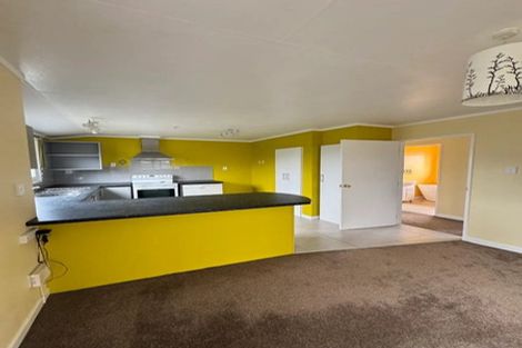 Photo of property in 5 Simcox Street, Otaki Beach, Otaki, 5512