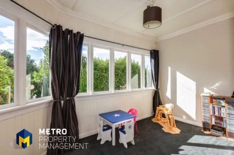 Photo of property in 14 Allandale Road, Saint Clair, Dunedin, 9012