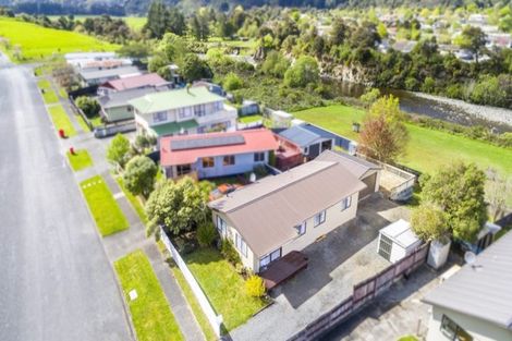 Photo of property in 86 Gillespies Road, Birchville, Upper Hutt, 5018