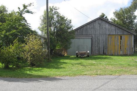 Photo of property in 2 Thornton Street, Darfield, 7510