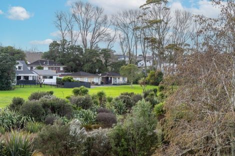 Photo of property in 1/30 Curacao Place, Half Moon Bay, Auckland, 2012