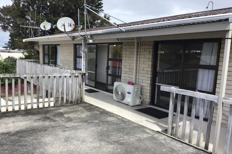 Photo of property in 17 Third Avenue, Avenues, Whangarei, 0110