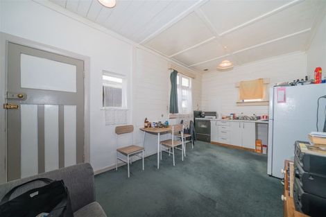 Photo of property in 8 Dahlia Street, Palmerston North, 4410