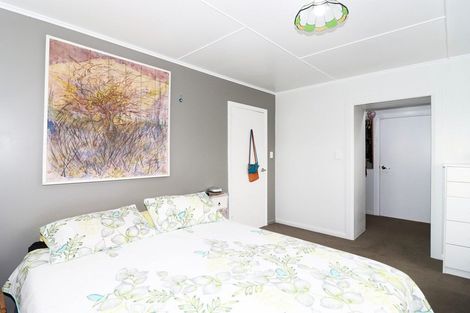 Photo of property in 6 Victoria Street, Carterton, 5713