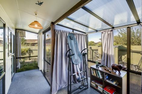 Photo of property in 44/1 Townshend Crescent, Greenmeadows, Napier, 4112