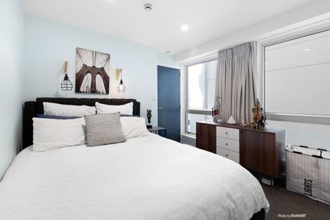 Photo of property in Terrace Heights Apartments, 2g/163 The Terrace, Wellington Central, Wellington, 6011