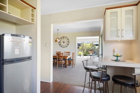 Photo of property in 3 Revell Court, Pukekohe, 2120