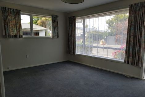Photo of property in 77 Dover Street, St Albans, Christchurch, 8014