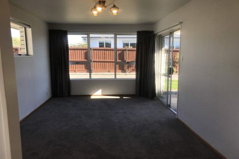 Photo of property in 2/9 Lagan Street, Belfast, Christchurch, 8051