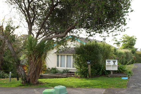 Photo of property in 35 Evelyn Road, Cockle Bay, Auckland, 2014