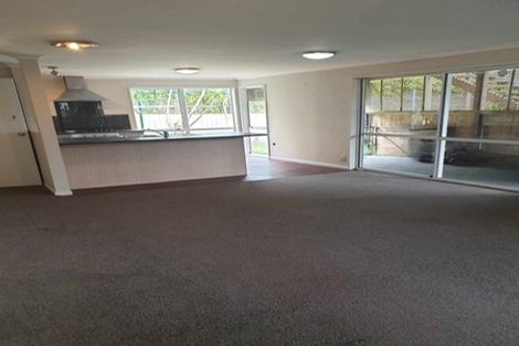 Photo of property in 46 Tauhinu Road, Greenhithe, Auckland, 0632