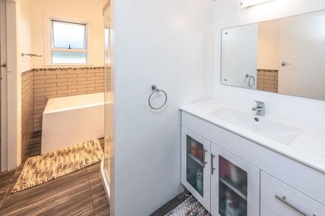 Photo of property in 77 Puriri Street, Gonville, Whanganui, 4501