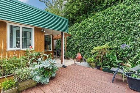 Photo of property in 8a Cullen Place, Tawa, Wellington, 5028