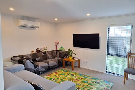 Photo of property in 6 Aston Crescent, Wallaceville, Upper Hutt, 5018