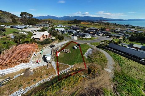 Photo of property in 16 Pohutukawa Place, Pohara, Takaka, 7183