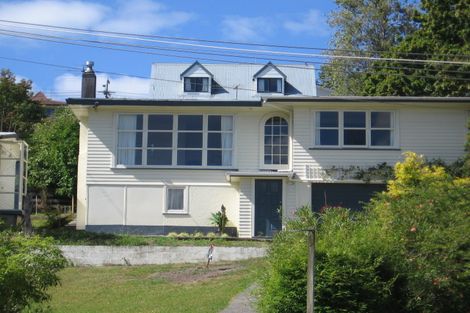 Photo of property in 47 Seaton Road, Murrays Bay, Auckland, 0630