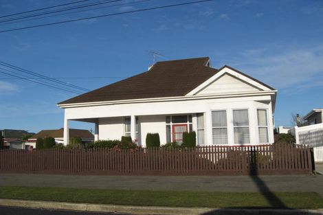 Photo of property in 9 Douglas Street, Saint Kilda, Dunedin, 9012