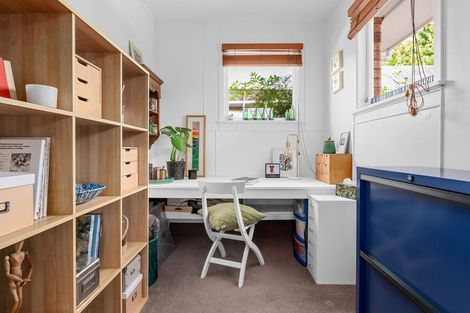 Photo of property in 16a Forest Lake Road, Forest Lake, Hamilton, 3200