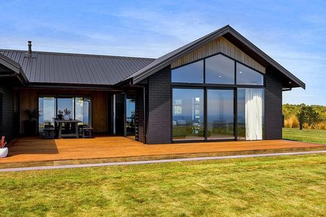 Photo of property in 791 Dover Road, Okato, New Plymouth, 4374