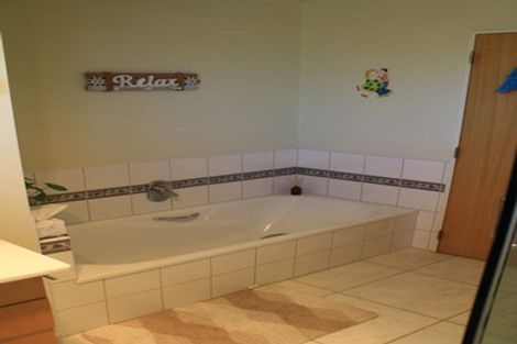 Photo of property in 14 Glenaven Drive, Motueka, 7120