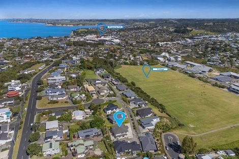 Photo of property in 5 Waititiro Rise, Stanmore Bay, Whangaparaoa, 0932