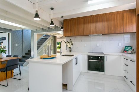 Photo of property in 56 Maclean Street, Cambridge, 3434