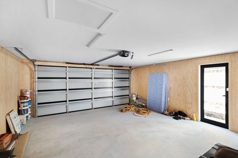 Photo of property in 21 Bannister Street, Jacks Point, Queenstown, 9371