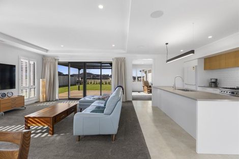 Photo of property in 23 Ridgeland Way, West Melton, 7618