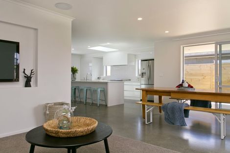 Photo of property in 6 Barbary Close, Wharewaka, Taupo, 3330