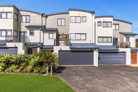 Photo of property in 3/108 Mokoia Road, Birkenhead, Auckland, 0626