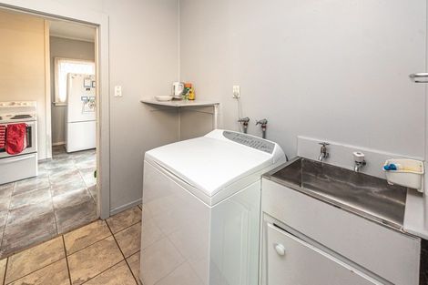 Photo of property in 28 Kawatiri Avenue, Gonville, Whanganui, 4501